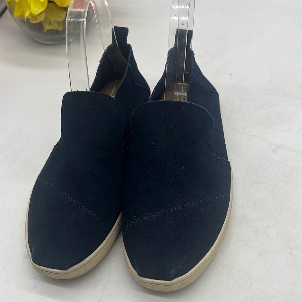 Toms Navy Blue Slip On Loafer Size 7 MCL4305F